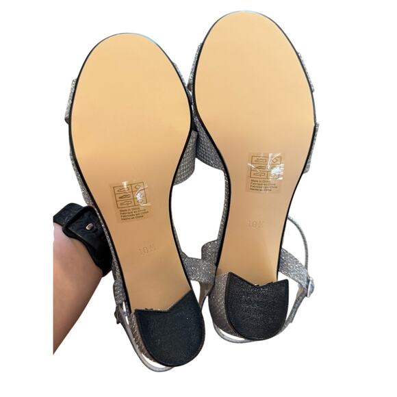 Benjamin Walk Riley Silver Glitter Strappy Block Heel Sandals 10 NWT - Picture 6 of 8